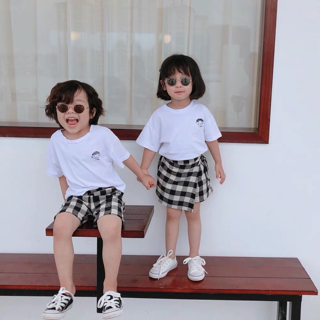 Set áo +quần ( trả hàng khách ỏder- vui lòng ib trc khi mua)