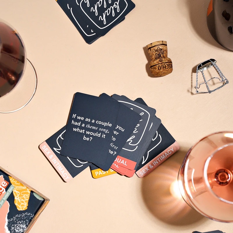 Love Language Card Game Bộ Đồ Chơi Câu Hỏi 150 Ngôn Ngữ Tình Yêu Cho Cặp Đôi