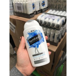Dung dịch vệ sinh phụ nữ Fremfesh - Xanh Biển UK 250ml