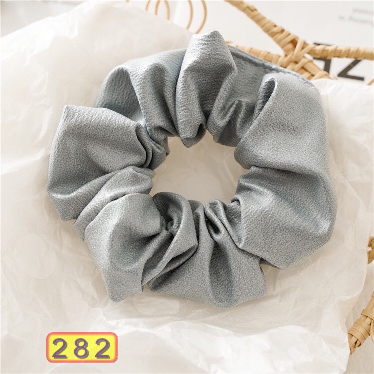 [Mã FAMARAL1 giảm 10K đơn 50K]BUỘC TÓC VẢI 282 SCRUNCHIE CHẤT DA THỜI TRANG NHIỀU MÀU HOT TREND