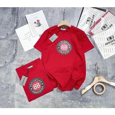 Áo phông nữ màu Đỏ fom rộng nổi bật