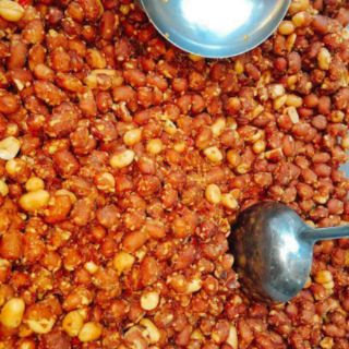 Đậu phộng chấy tỏi ớt