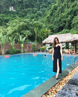Váy 2 dây liền quần
