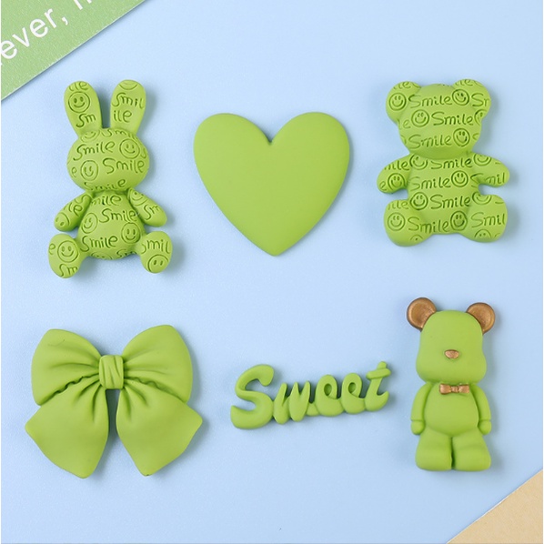Charm Thỏ Smile Gấu Bearbrick Tông Màu Xanh Lá Matcha Trang Trí Kẹp Tóc, Dán Jibbitz, Vỏ Ốp Điện Thoại, Diy