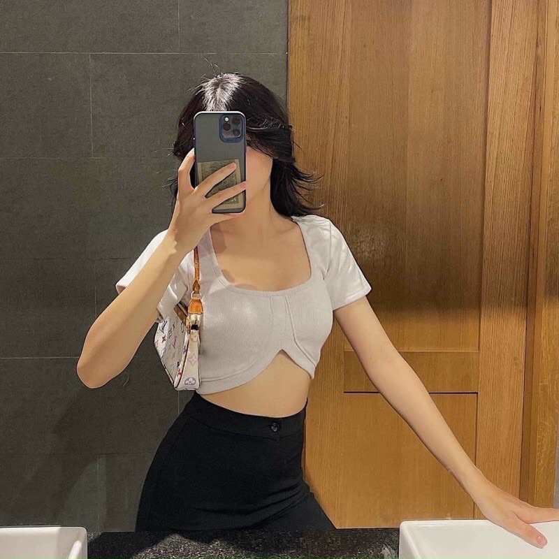 Hàng mới áo croptop cổ vuông khoét eo tay ngắn
