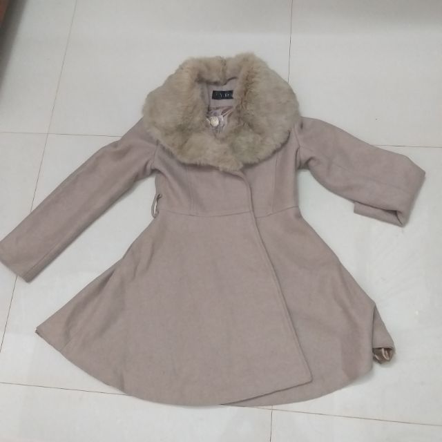 Thly aoa dạ new 98% size M 1 aoa 150k. 2 áo 250k