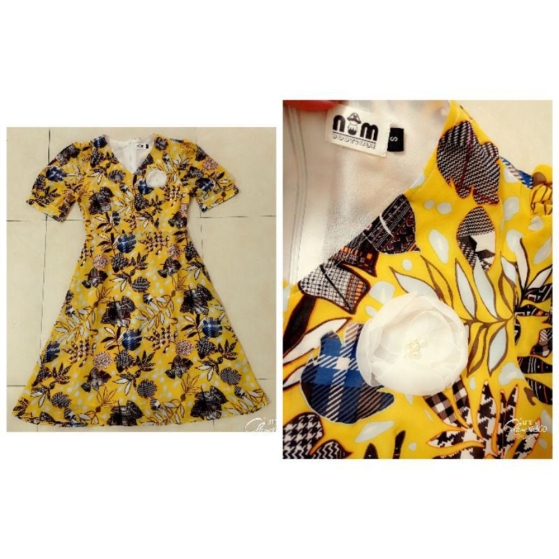 Đầm hoa vàng sz S 250.490