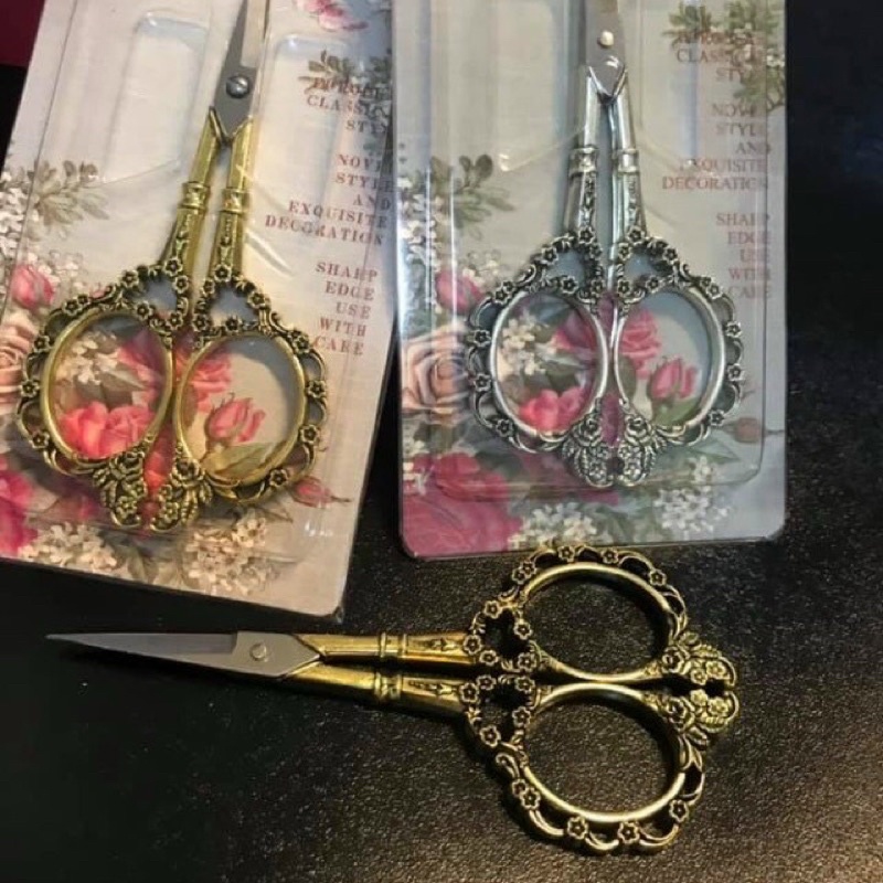 Kéo Hoàng Cung cắt phom móng siêu bén