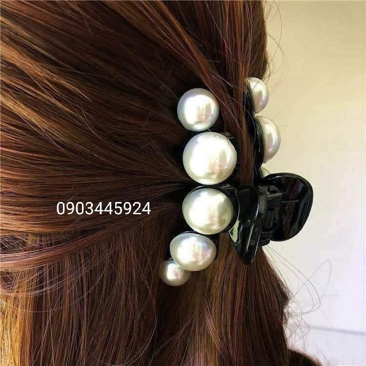Kẹp Tóc Đen Đính 5 Trai Nhân Tạo