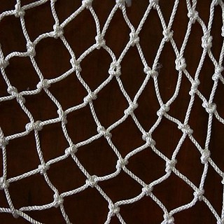 Lưới chắn cầu thang sợi trắng vải dù 3x10m