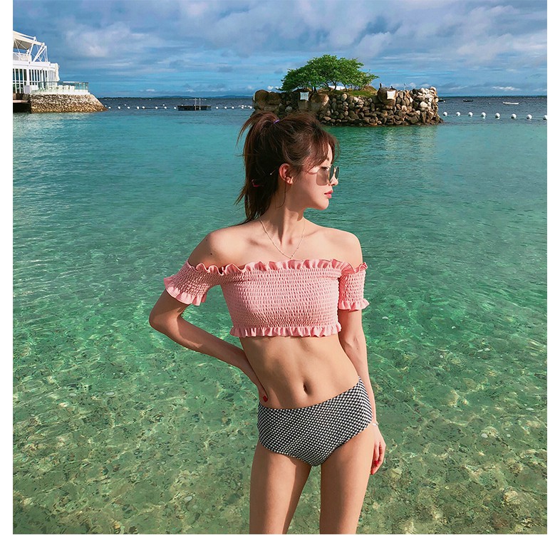 [BKN376] &lt;HÀN&gt; SET BIKINI TRỄ VAI HỒNG QUẦN KẺ CẠP CAO (CÓ GỌNG)