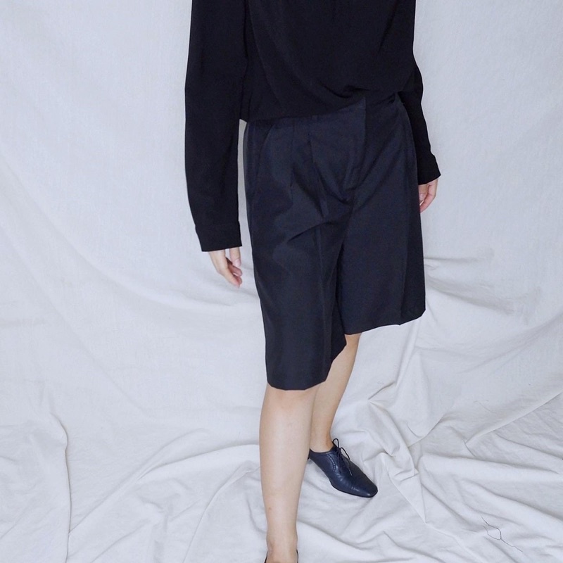 Quần short Bermuda