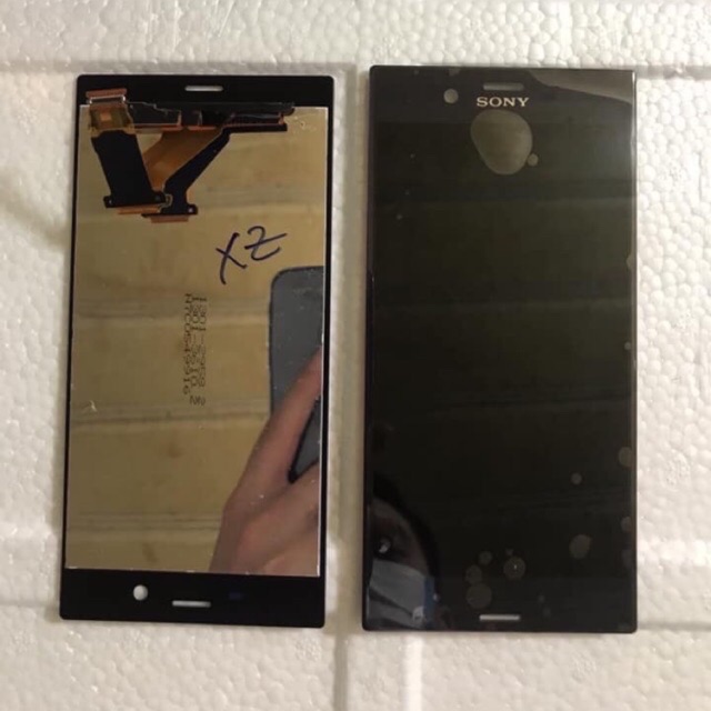 Màn hình Sony XZ