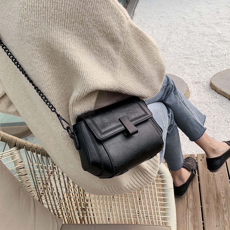 Túi Đeo Chéo Một Bên Vai Nhỏ Cao Cấp Hợp Thời Trang Dễ Phối Đồ Dành Cho Bạn Nữ   Xích đu túi phụ nữ