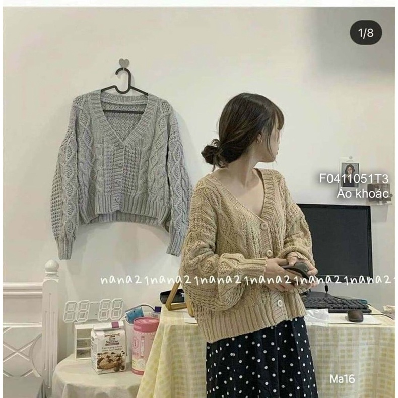 Áo khoát len 3 nút cổ tim