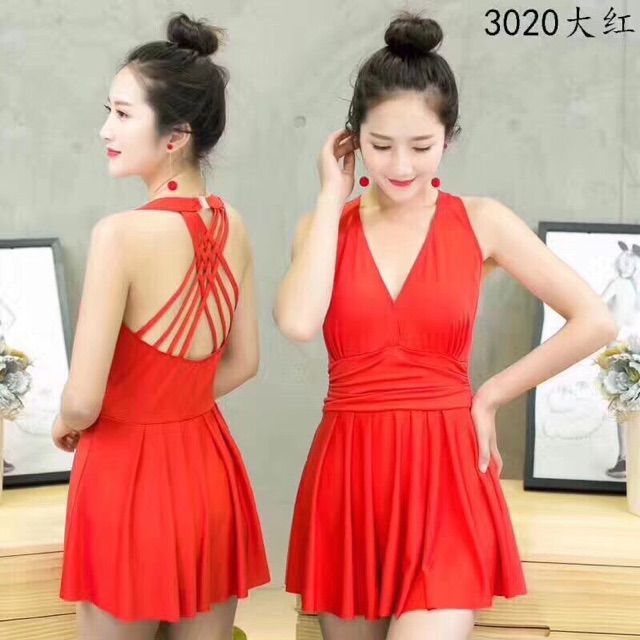 Bộ đồ bơi đi biển dạng váy liền thân của nữ | BigBuy360 - bigbuy360.vn