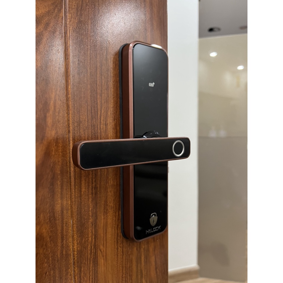 Khóa cửa vân tay thông minh Hilock HL X5 mở khóa vân tay, thẻ từ, chìa cơ, mật khẩu, cảm ứng. app điện thoại