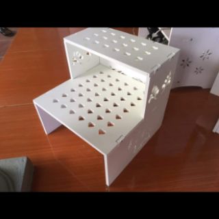 5 kệ sơn với 1 kệ chân