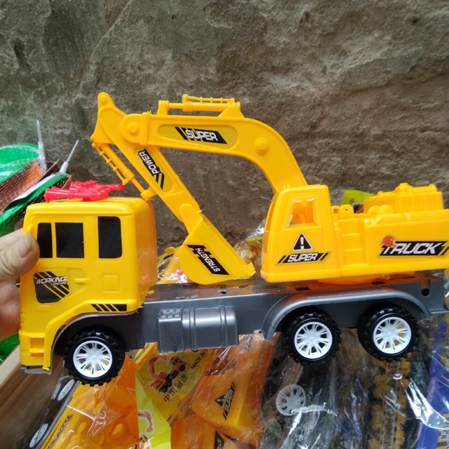 Đồ chơi máy cẩu, xe công trình
