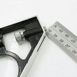 Thước e ke gốc 45 90 độ có thủy
