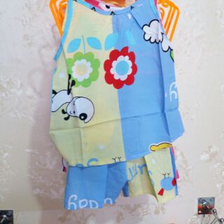 Bộ lanh lụa bé gái