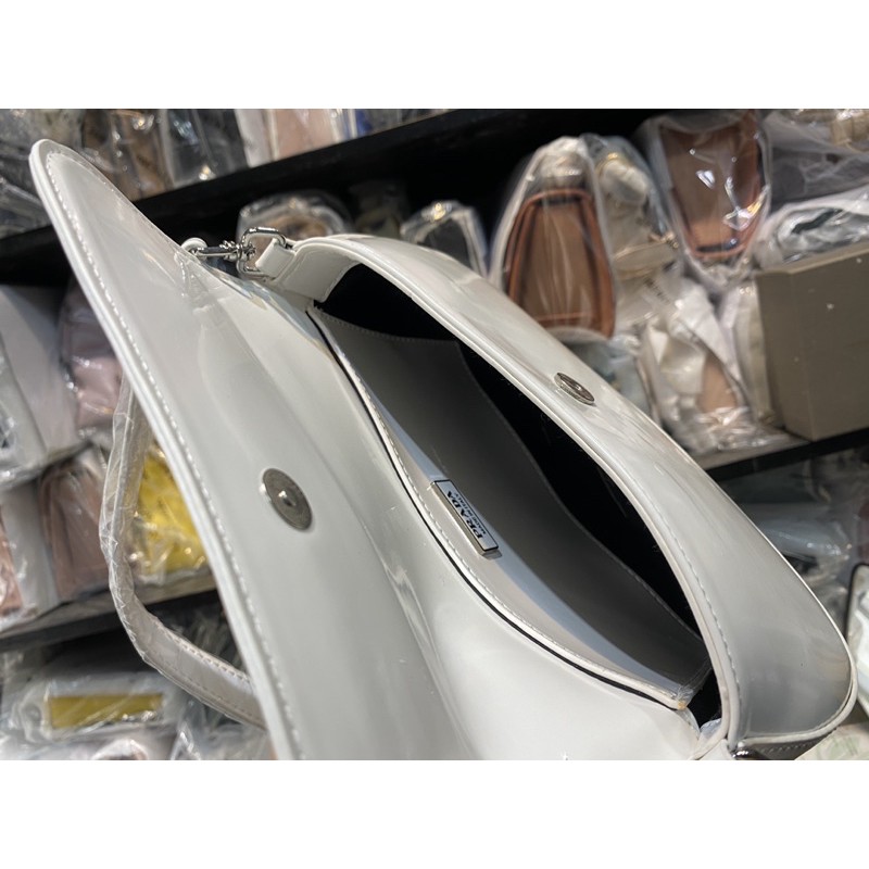 Túi kẹp nách bán nguyệt