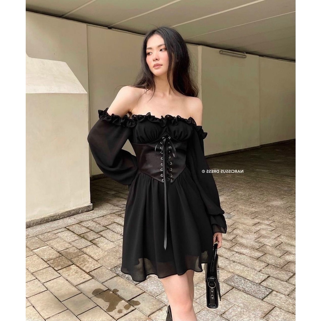 Đầm Xoè Trễ Vai Tay Dài Thắt Dây Ngực