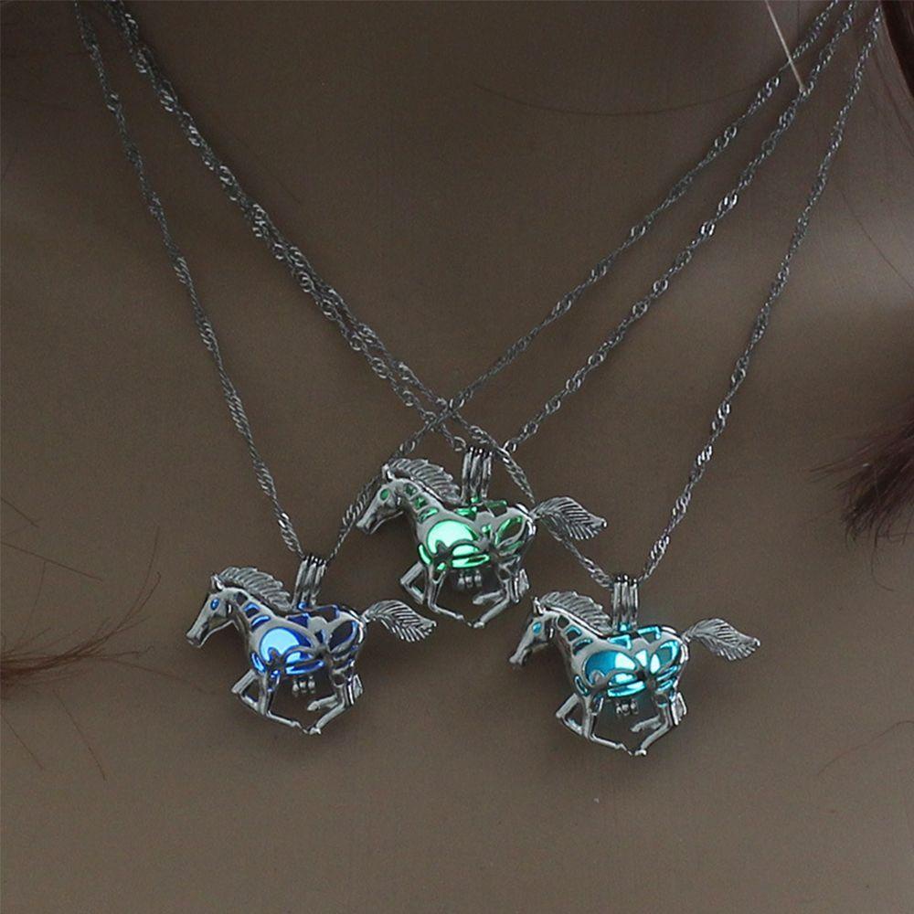 Vòng cổ Hình Động Vật Phát Quang Đơn Giản Sáng Tạo Cho Nữ