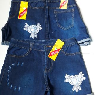 Quần short jean thêu hoa hồng