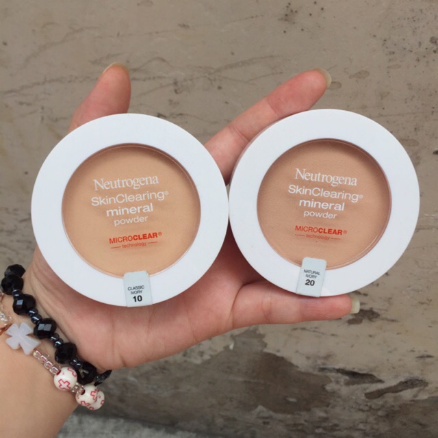 PHẤN PHỦ NEUTROGANA SKIN CLEARING MINERAL