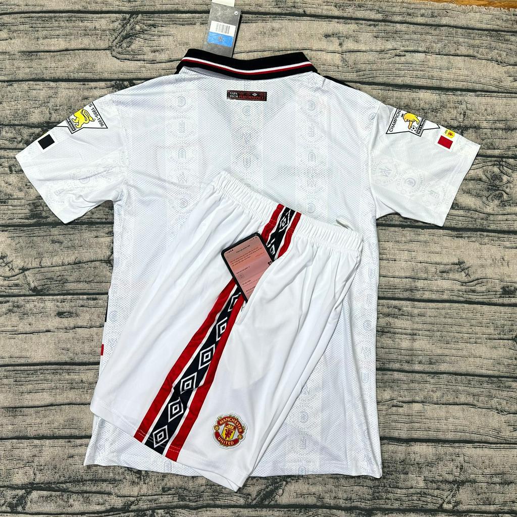 ÁO QUẦN BÓNG ĐÁ CLB MANCHESTER UNITED-BAN 1999 QUẦN CÓ TÚI-VẢI GAI THÁI CAO CẤP