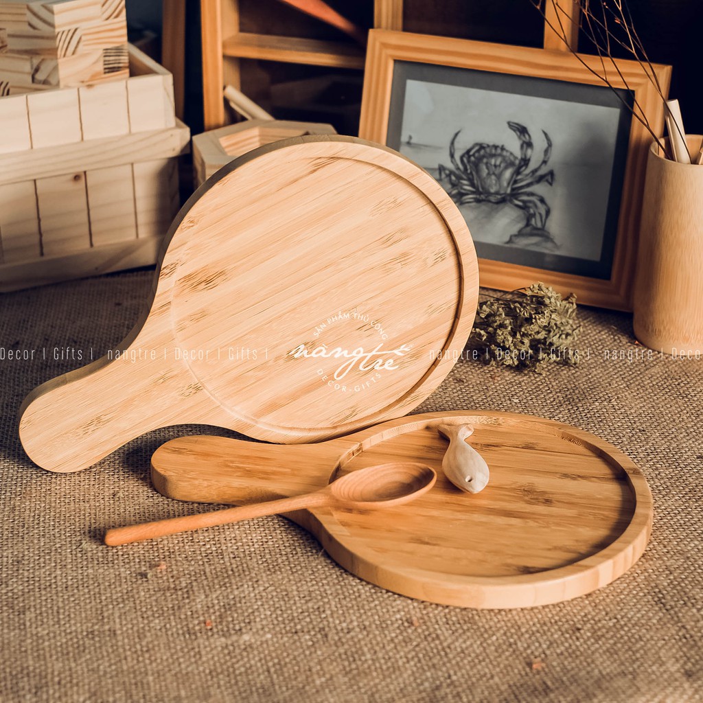 Khay gỗ tre đựng bánh pizza, khay gỗ tròn có tay cầm -  wooden tray