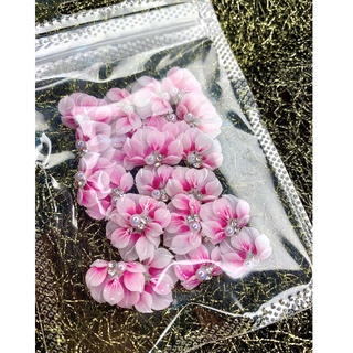 Hoa bột cánh tiên gắn móng trang trí móng