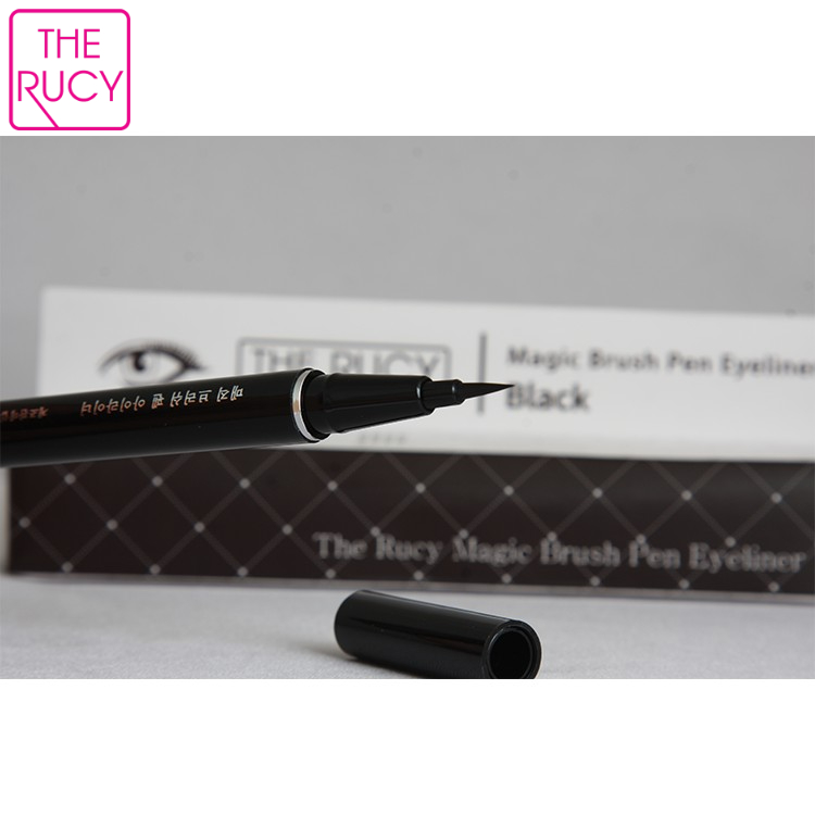 Bút lông kẻ mắt The Rucy Magic Brush Pen Eyeliner Black 0.5g