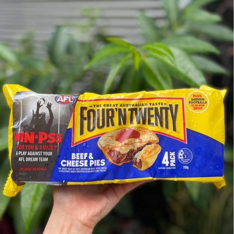 Bánh pie bò Four’n Twenty Úc- gói 4 bánh 700gram