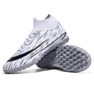 Giày bóng đá cho sân cỏ nhân tạo đế TF chất lượng cao