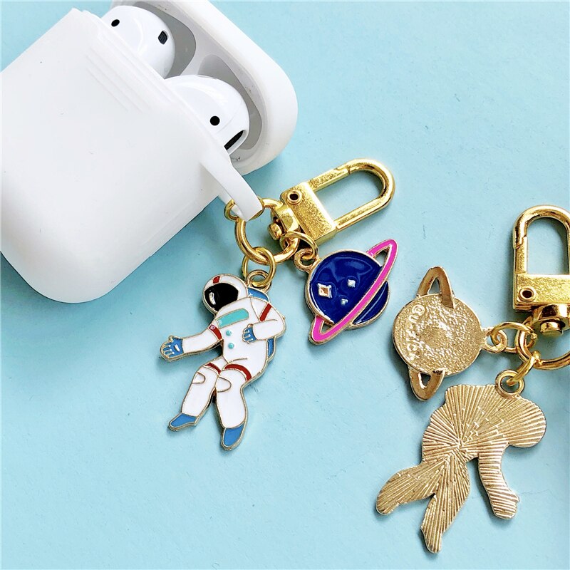 Ốp Bảo Vệ Hộp Đựng Tai Nghe Airpods 1 / 2 / 3 Hình Phi Hành Gia Xinh Xắn