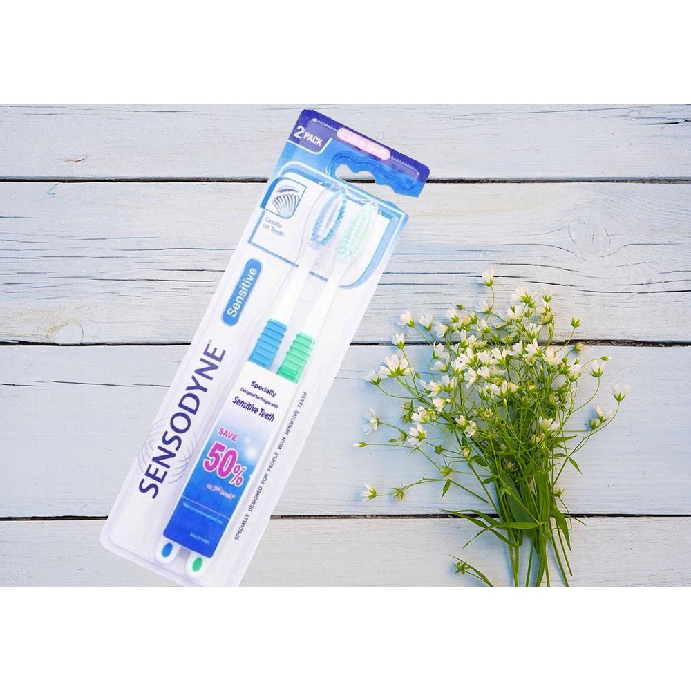 Bộ 2 Bàn Chải Đánh Răng Chăm Sóc Răng Ê Buốt Và Êm Dịu Nướu Sensodyne Sensitive Extra Soft