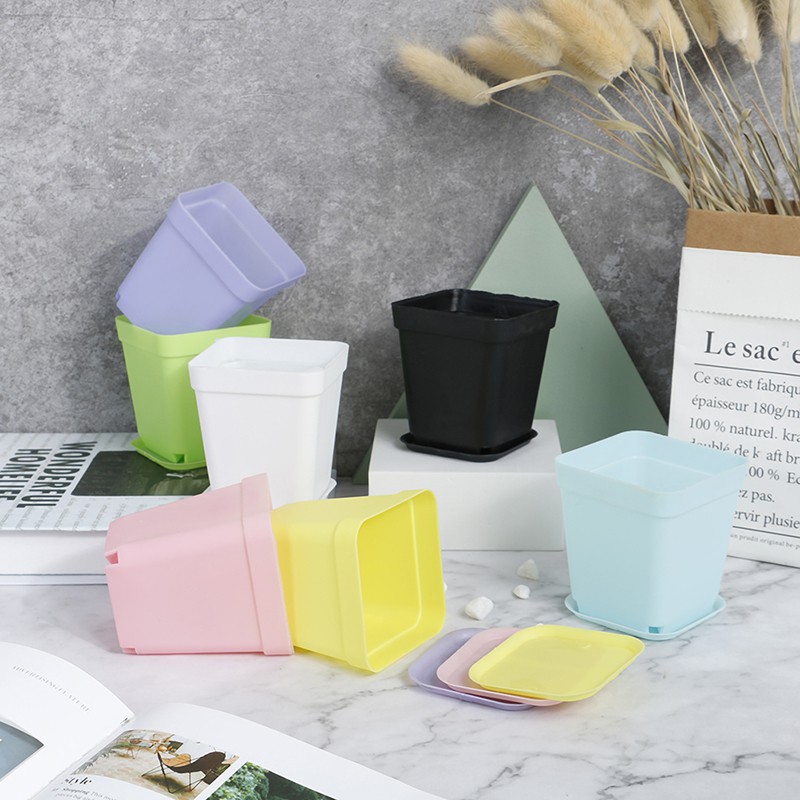 Set 5 Chậu Hoa Mini Bằng Nhựa Dùng Để Trang Trí