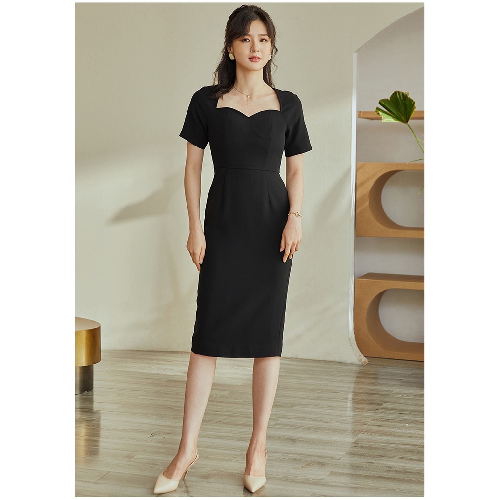 Đầm ôm body cổ vòng cung tay liền ngắn trang trọng