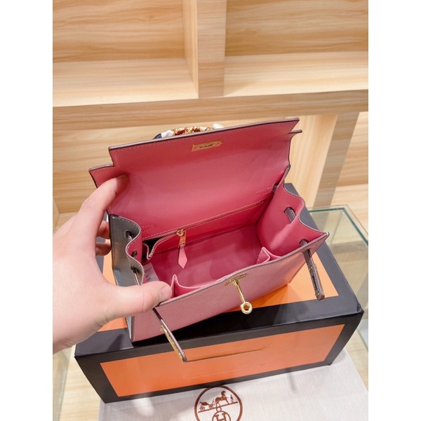 Túi xách dáng KELLY da bò form chuẩn như store