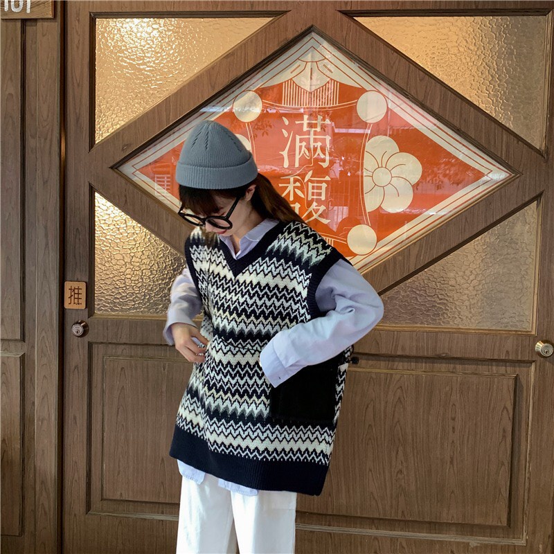 Áo gile len nữ cổ chữ V họa tiết thổ cẩm phong cách retro Hàn Quốc MSP440 | BigBuy360 - bigbuy360.vn