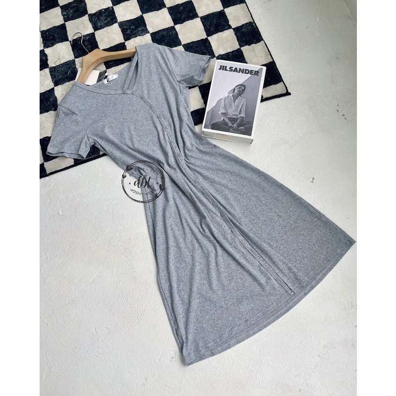 Đầm body bầu cúc giả, xẻ tà chân váy 2 màu