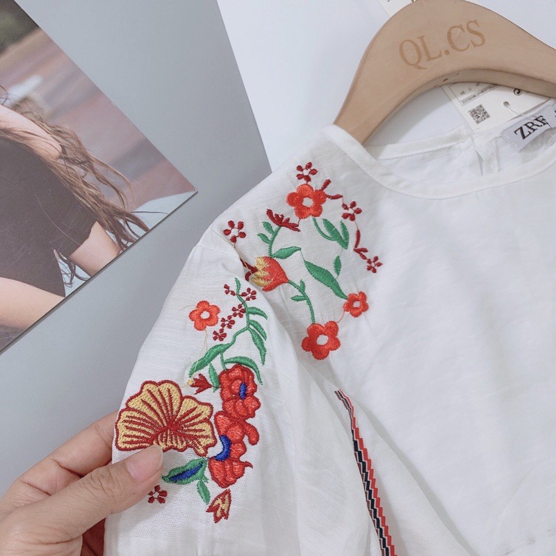 ÁO THÊU HOA SIÊU XINH | BigBuy360 - bigbuy360.vn