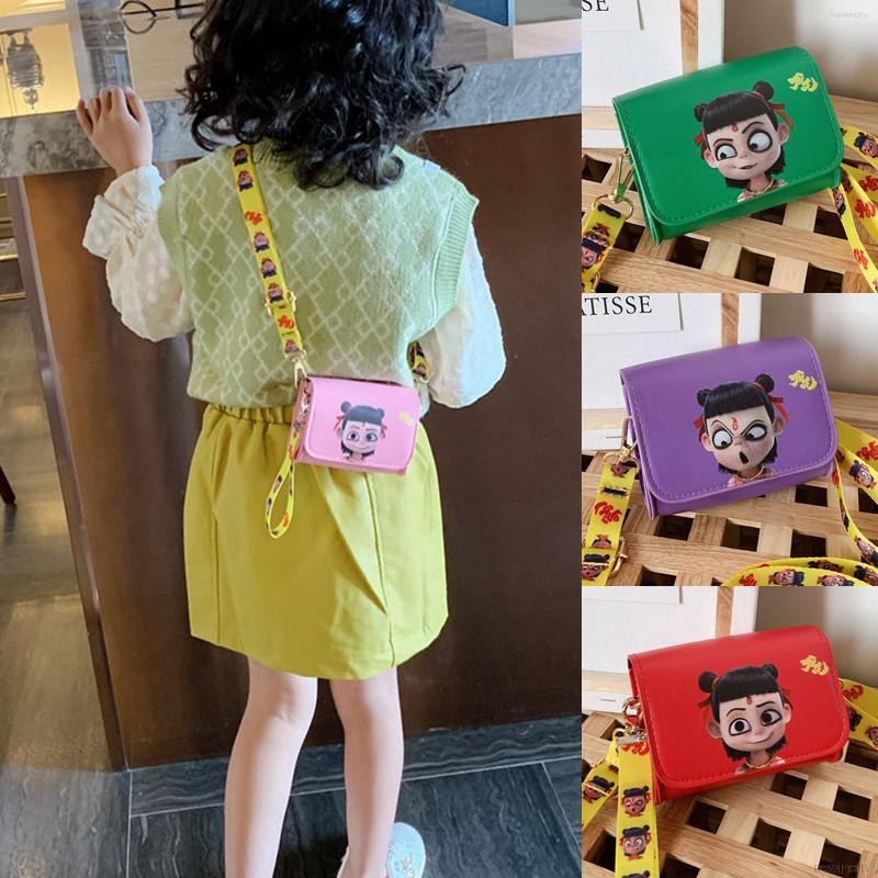 Túi đeo chéo làm từ da PU với họa tiết hoạt hình