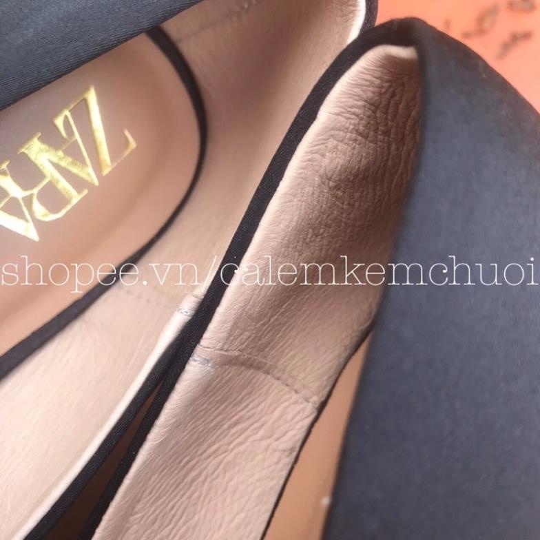 Giày ZARA mũi vuông đính khoen xoắn gót trụ mảnh KX