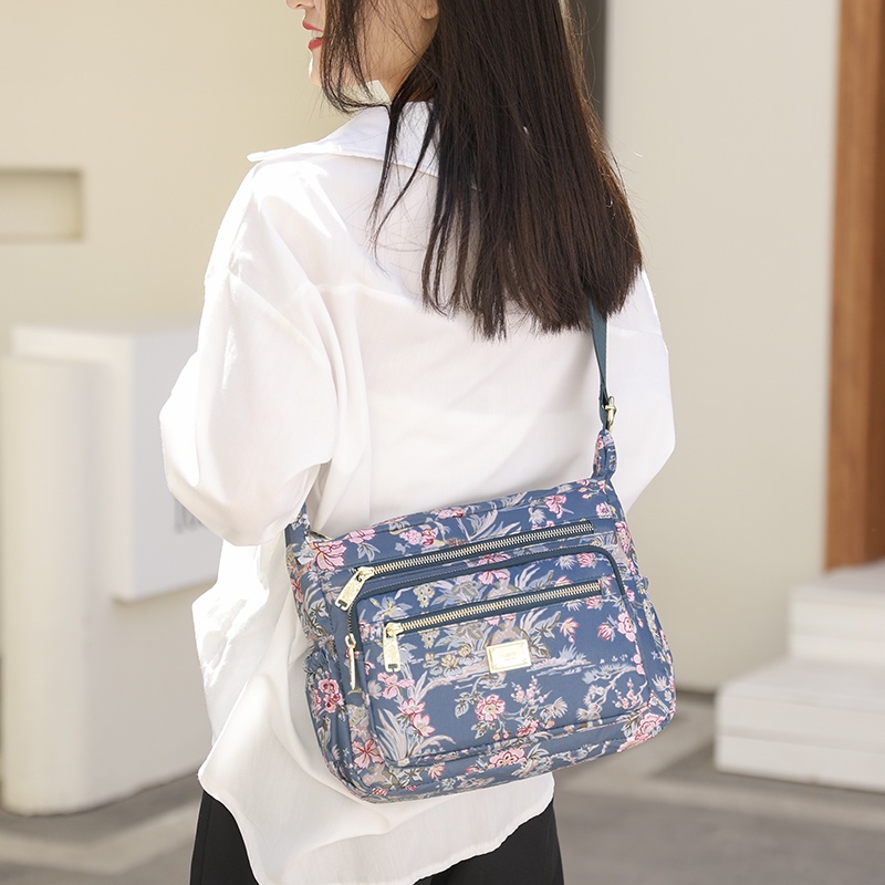 Túi Xách Vải Oxford Chống Thấm Nước In Họa Tiết Xinh Xắn Cho Nữ