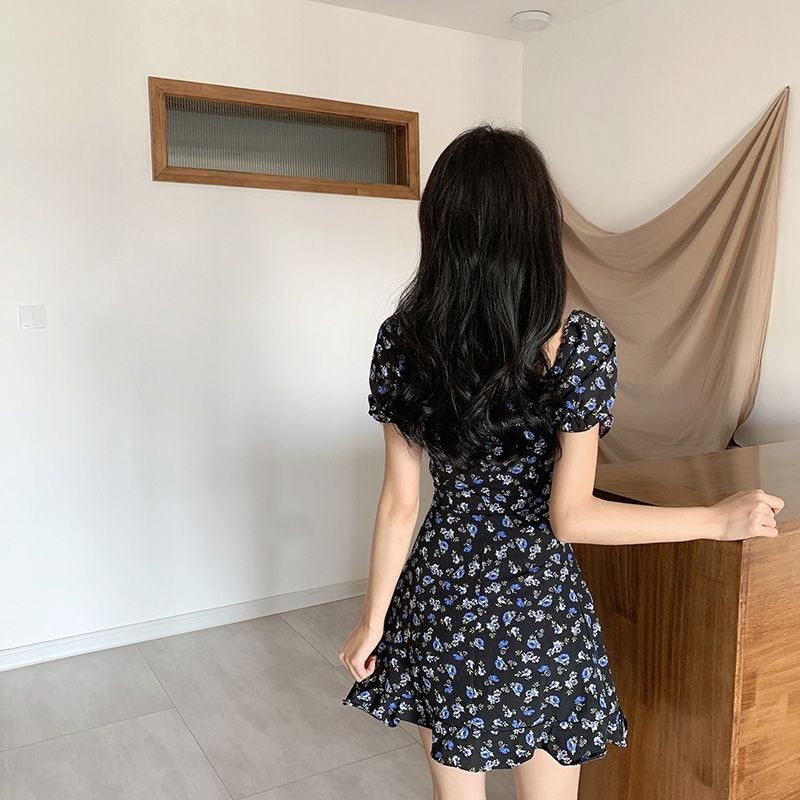 Đầm Tay Phồng In Hoa Với Thiết Kế Cổ Vuông Xinh Xắn Dành Cho Nữ 2021 | BigBuy360 - bigbuy360.vn