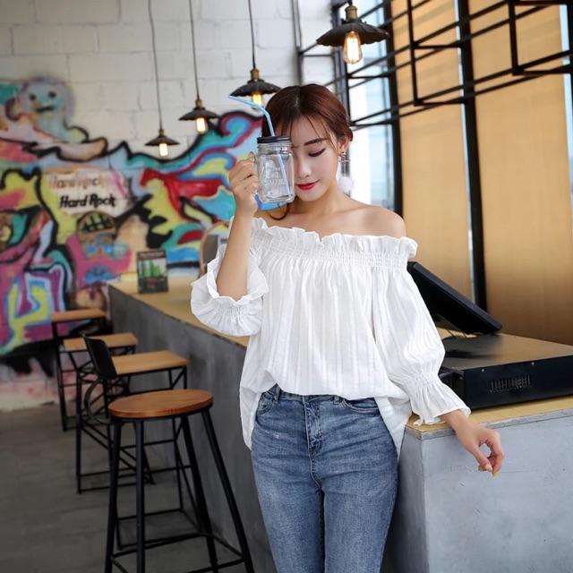 ÁO BẸT VAI TRẮNG BÈO TAY LOE