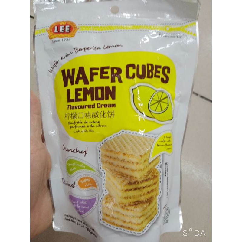 Bánh Xốp Kem Wafer Cubes Hương Chanh 90g